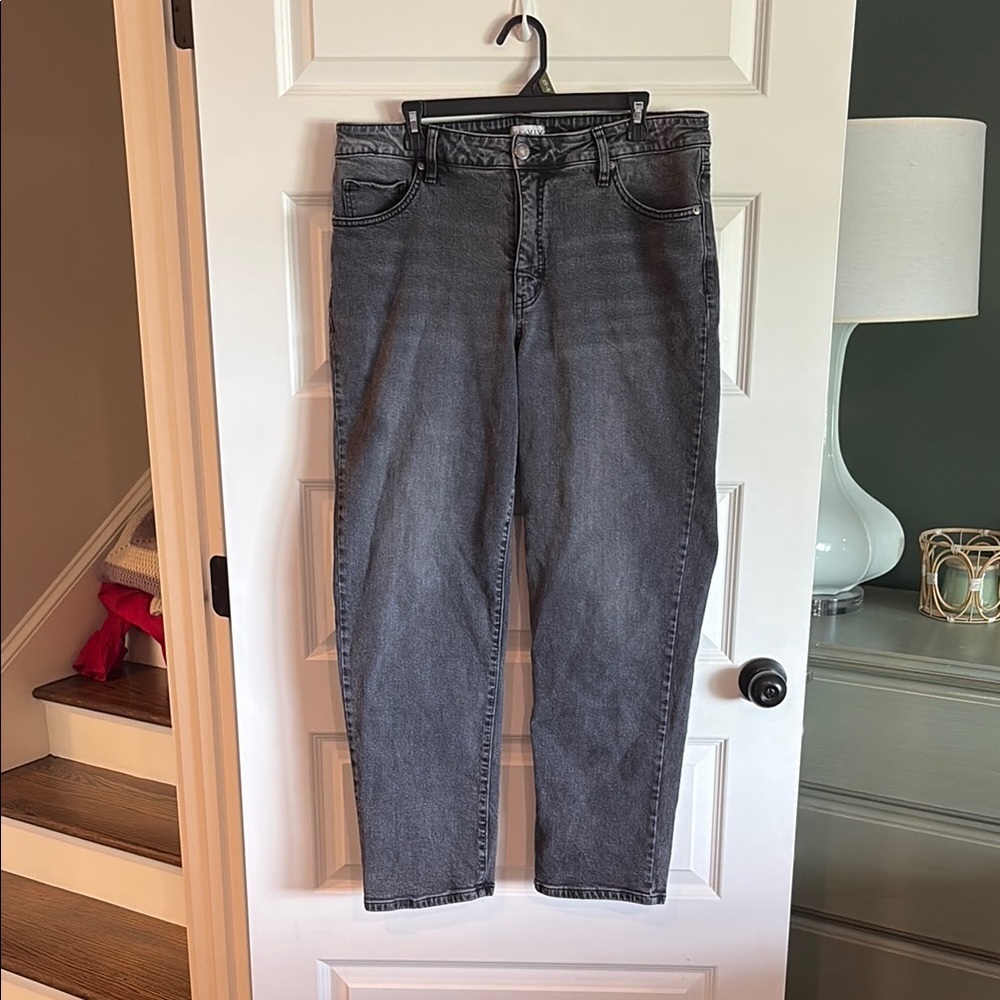 Ava & Viv High Rise 90s Straight Jeans
